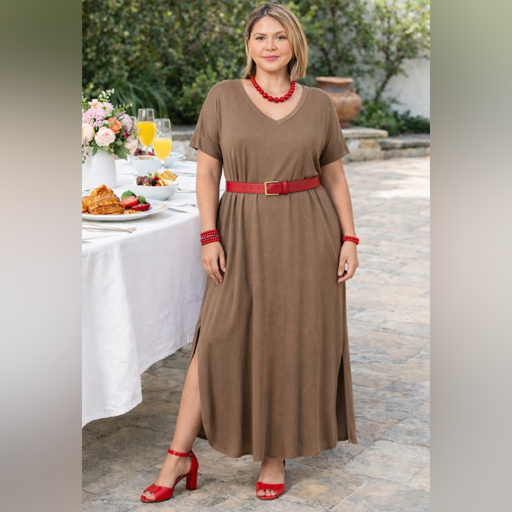 BN Plus Size Oversized V Short Sleeve Dark Mocha Maxi Dress Various